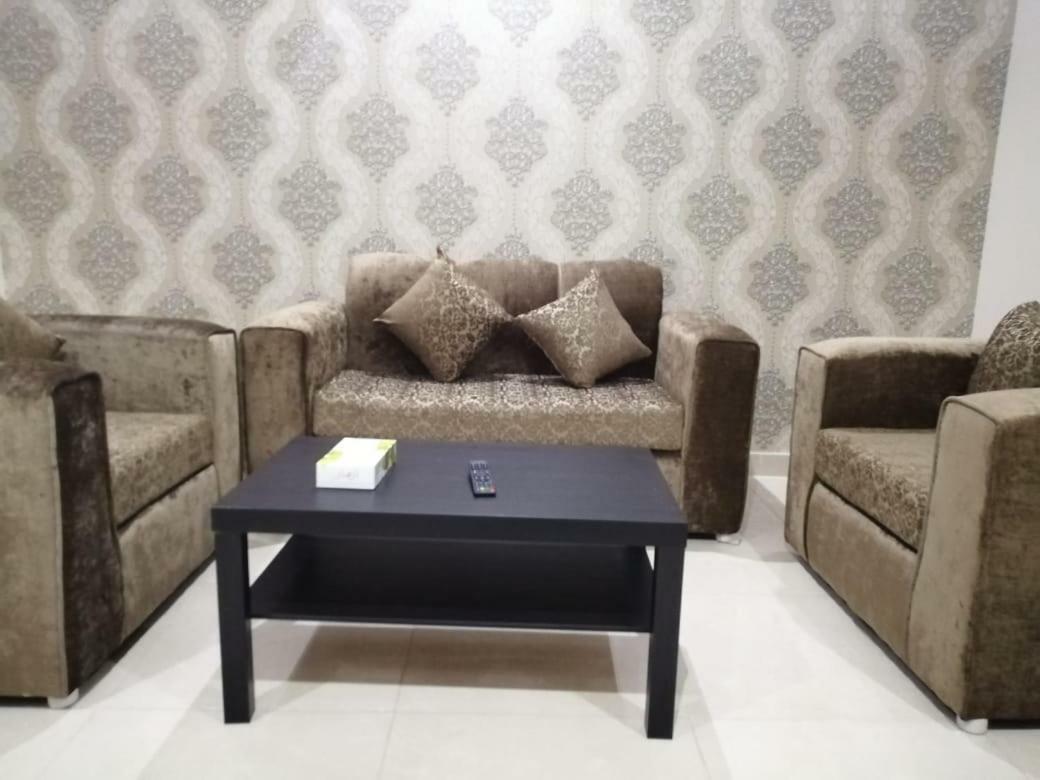 Rozana For Monthly And Yearly Rent เจดดาห์ ภายนอก รูปภาพ